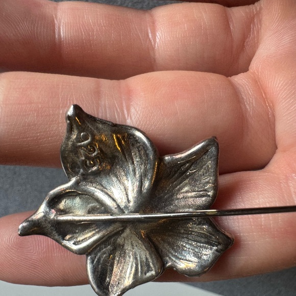 Vintage Sterling Silver Floral Stick Pin - Picture 8 of 11